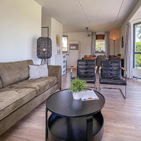 3 Bedroom Amazing In Casa de Férias