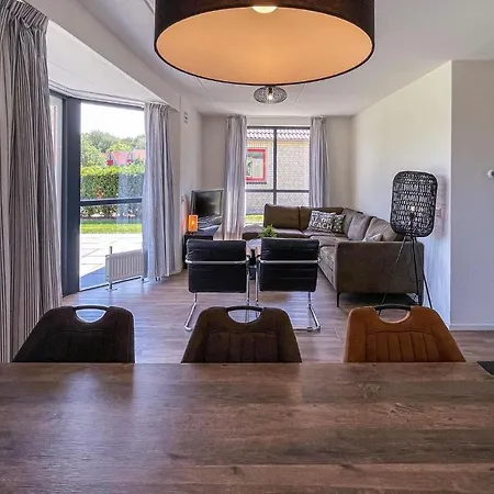 Awesome In With House A Panoramic View *