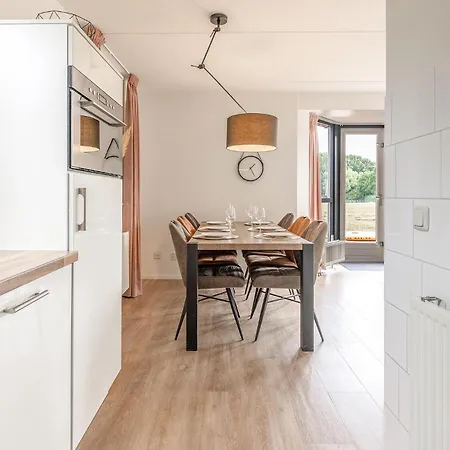 3 Bedroom Amazing In Ewijk