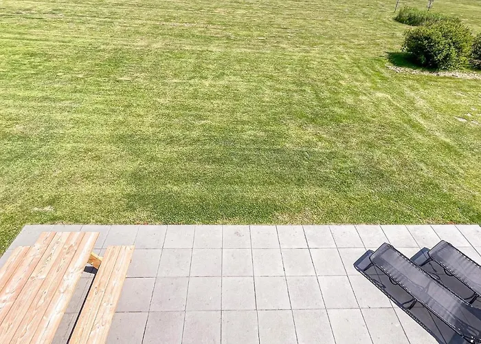 Semesterbostad 3 Bedroom Amazing In Ewijk